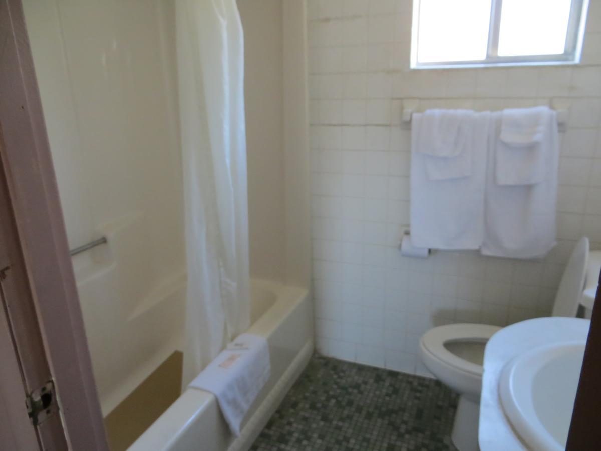 Redwood Inn Gadsden Extérieur photo