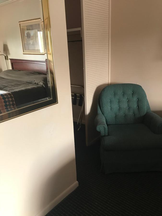 Redwood Inn Gadsden Extérieur photo
